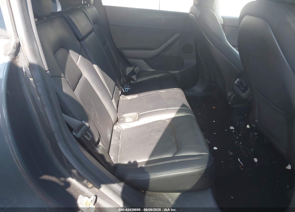 2020 TESLA MODEL Y VIN: 5YJYGDEE8LF008458