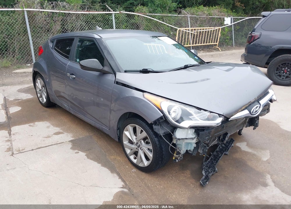 2016 HYUNDAI VELOSTER VIN: KMHTC6AD2GU300548