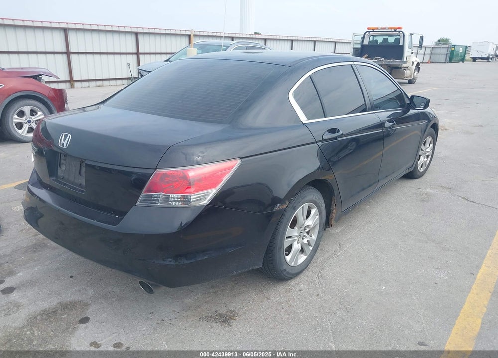 2008 HONDA ACCORD 2.4 LX-P VIN: JHMCP26408C052929