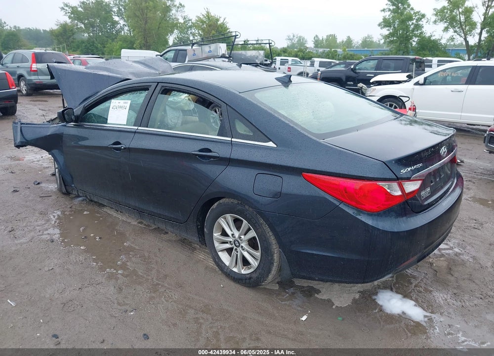 2012 HYUNDAI SONATA VIN: 5NPEB4AC5CH435670