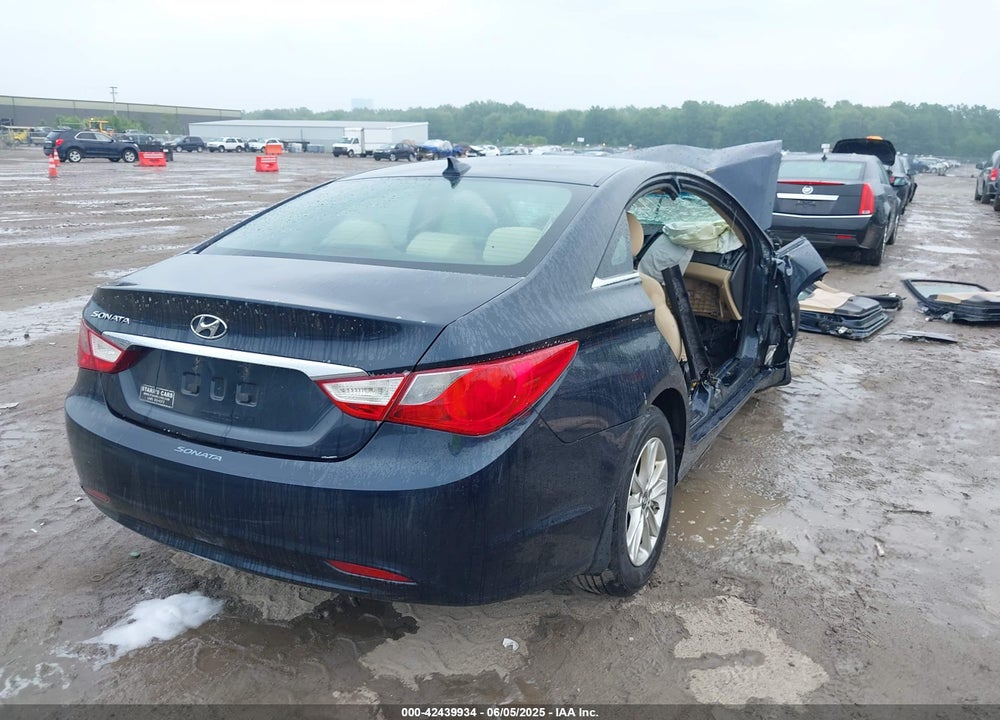 2012 HYUNDAI SONATA VIN: 5NPEB4AC5CH435670