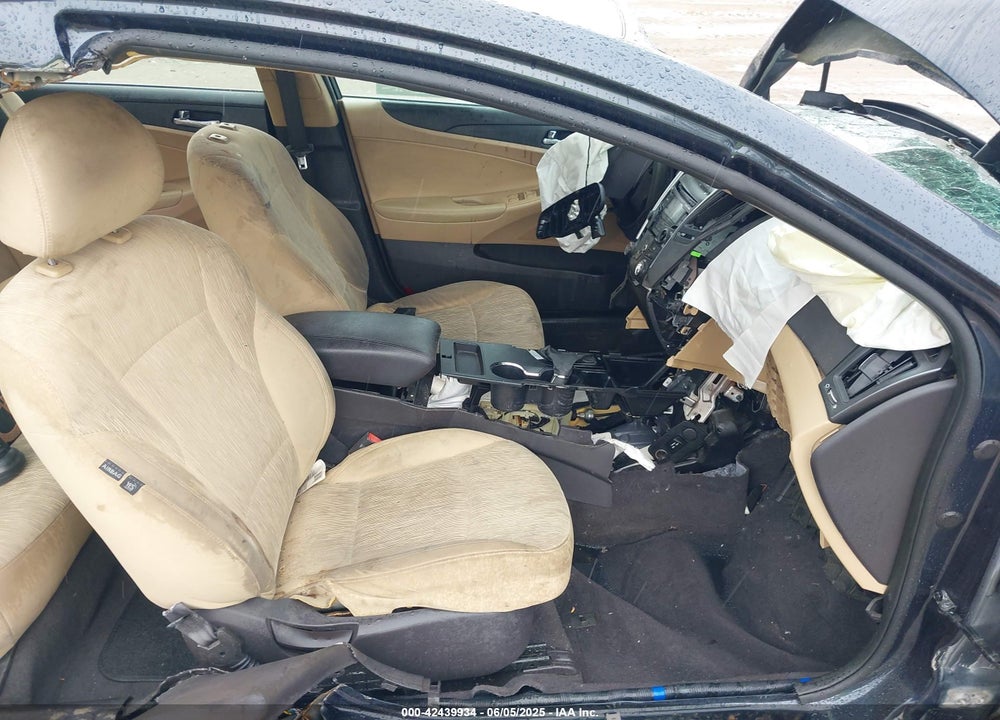 2012 HYUNDAI SONATA VIN: 5NPEB4AC5CH435670