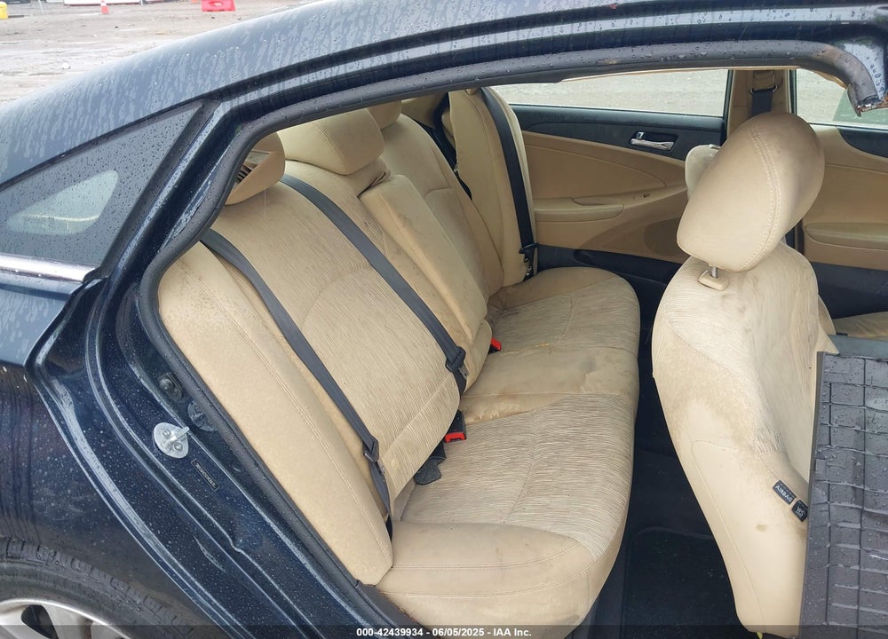 2012 HYUNDAI SONATA VIN: 5NPEB4AC5CH435670