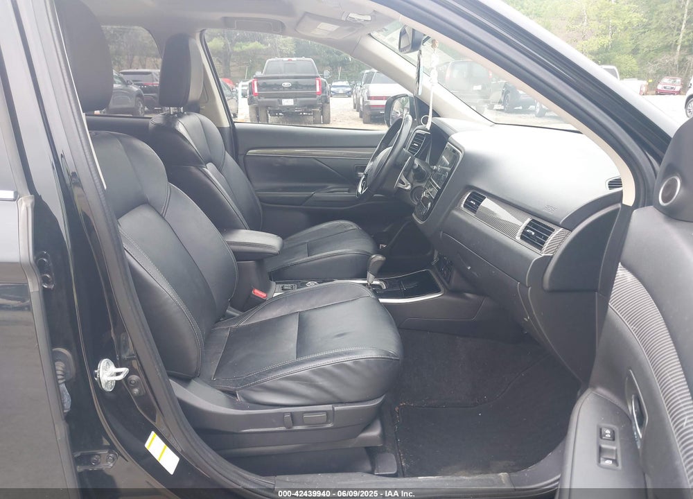 2019 MITSUBISHI OUTLANDER VIN: JA4JZ4AX4KZ037414