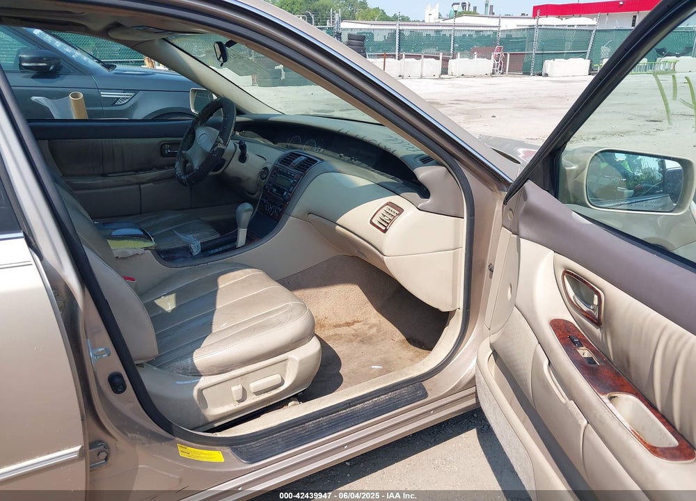 2001 TOYOTA AVALON XL VIN: 4T1BF28B51U145226
