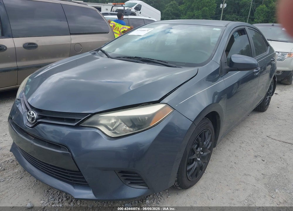2015 TOYOTA COROLLA VIN: 5YFBURHE3FP184575