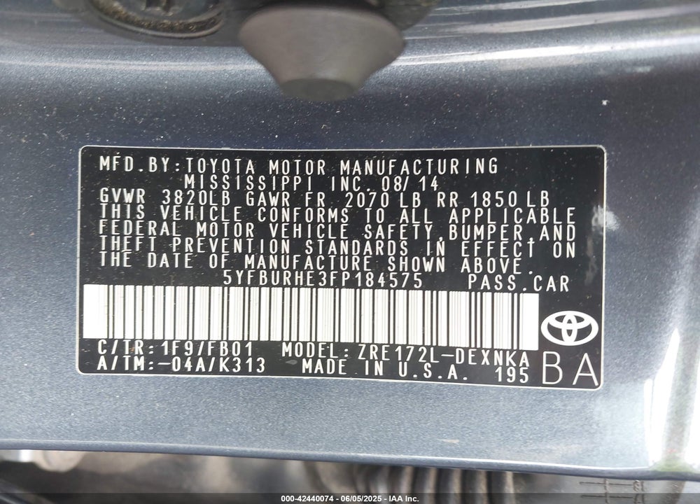 2015 TOYOTA COROLLA VIN: 5YFBURHE3FP184575