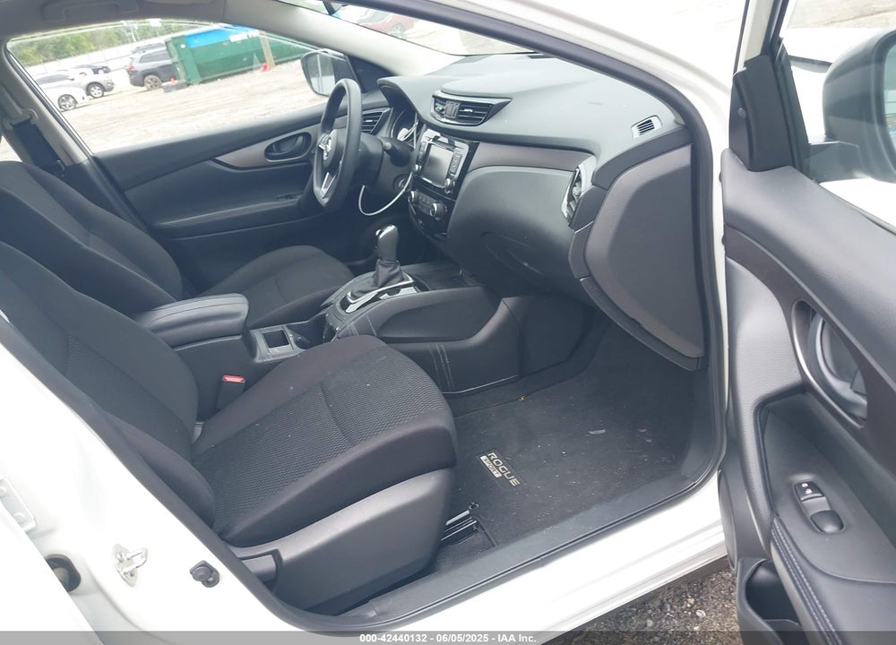 2019 NISSAN ROGUE SPORT VIN: JN1BJ1CP5KW239647