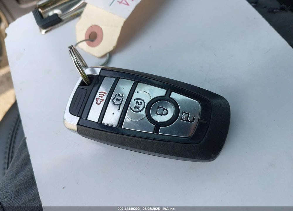 2024 FORD EXPLORER VIN: 1FMSK8DH9RGA71439