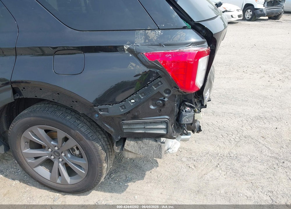 2024 FORD EXPLORER VIN: 1FMSK8DH9RGA71439