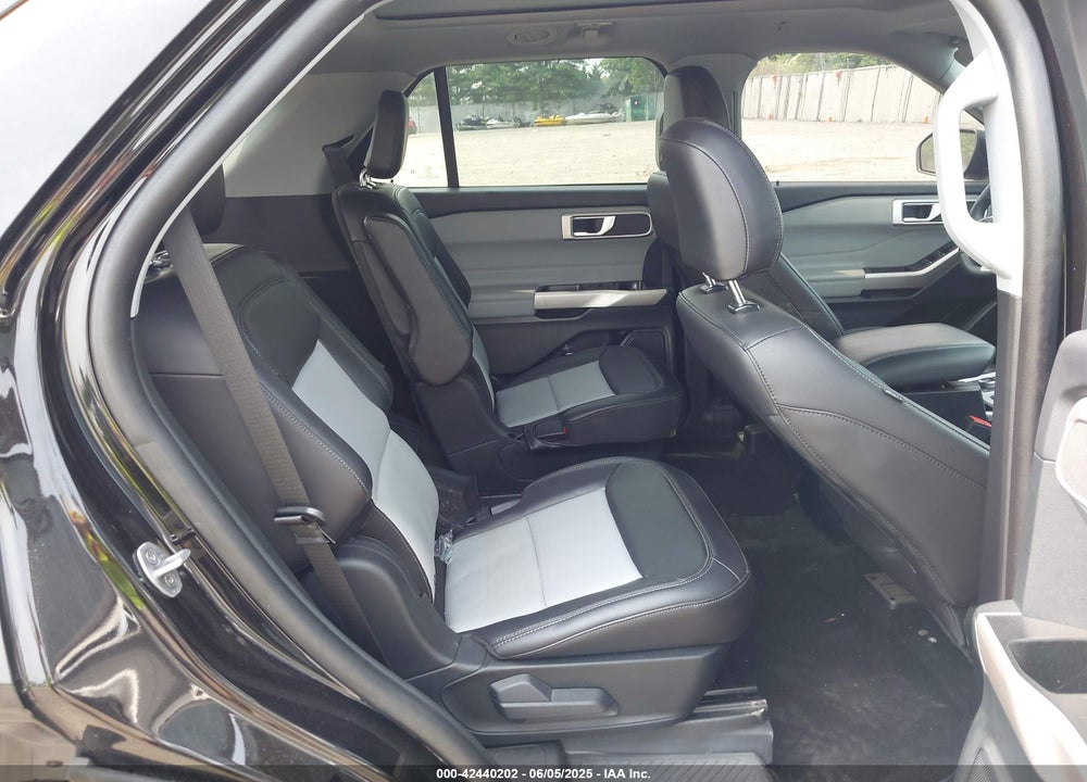2024 FORD EXPLORER VIN: 1FMSK8DH9RGA71439