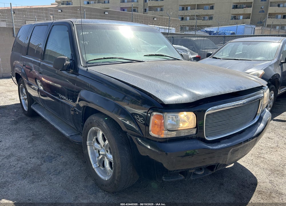 1999 CADILLAC ESCALADE STANDARD VIN: 1GYEK13R7XR408723