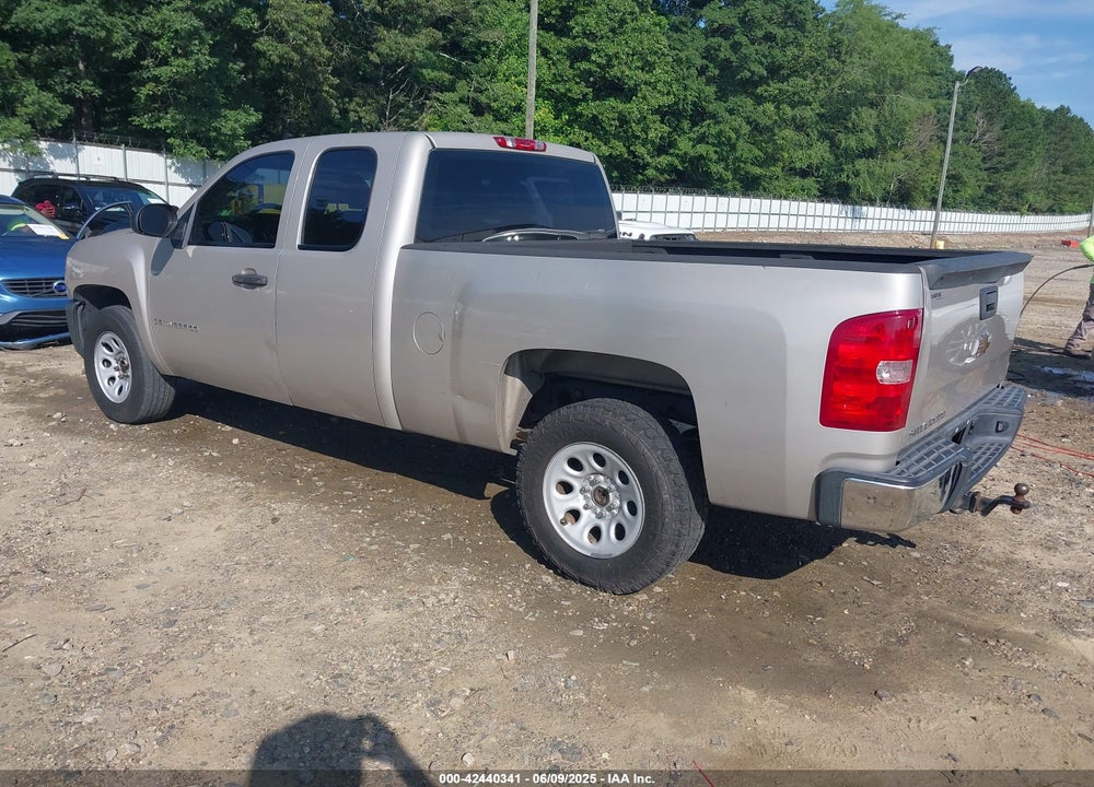 2009 CHEVROLET SILVERADO 1500 WORK TRUCK VIN: 1GCEC19X69Z199390