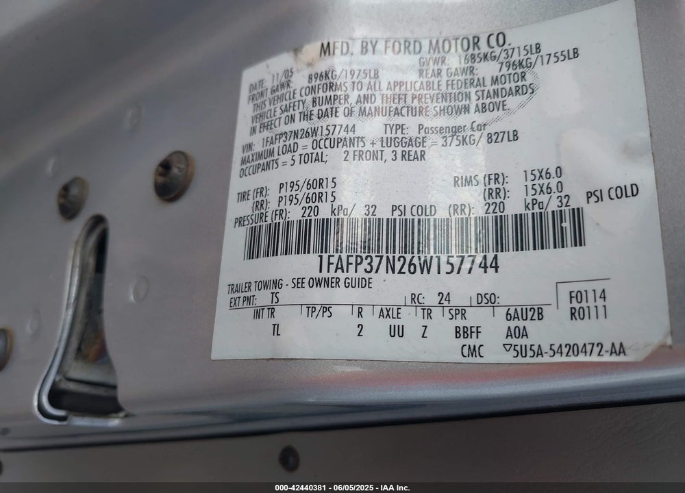2006 FORD FOCUS VIN: 1FAFP37N26W157744