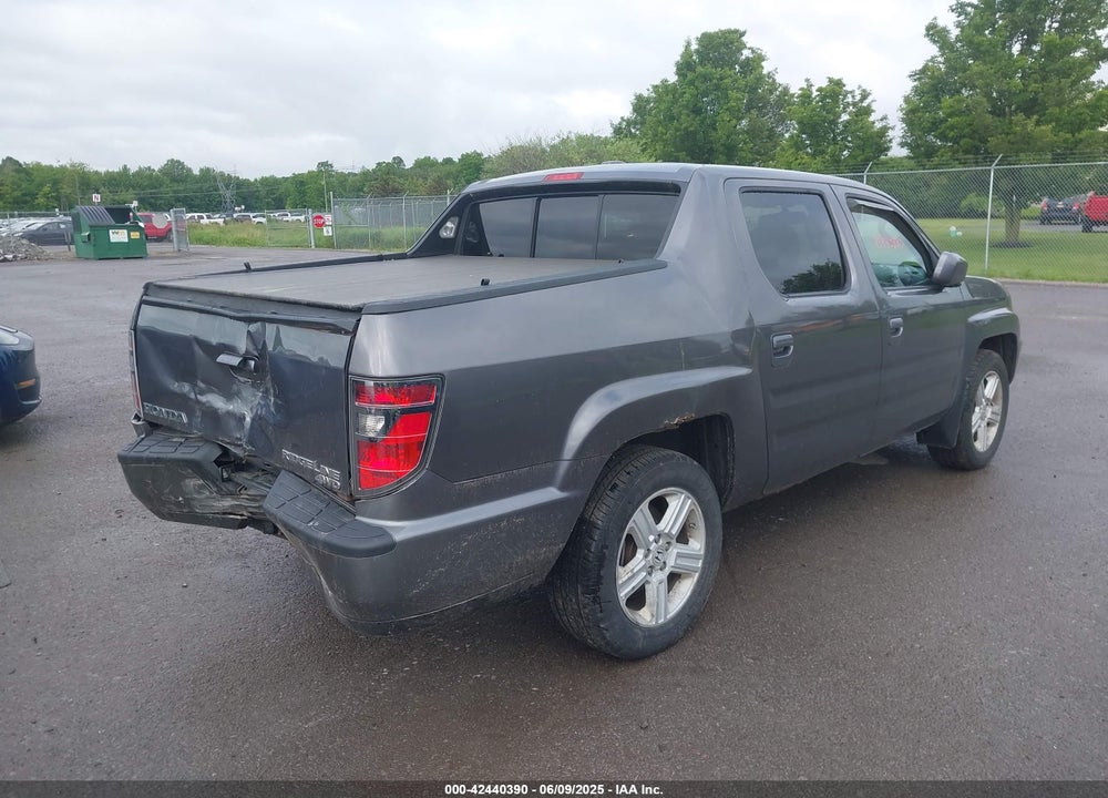 2014 HONDA RIDGELINE VIN: 5FPYK1F5XEB011772