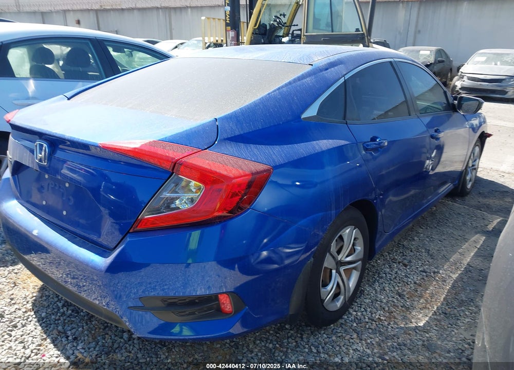 2017 HONDA CIVIC VIN: 2HGFC2F54HH519576
