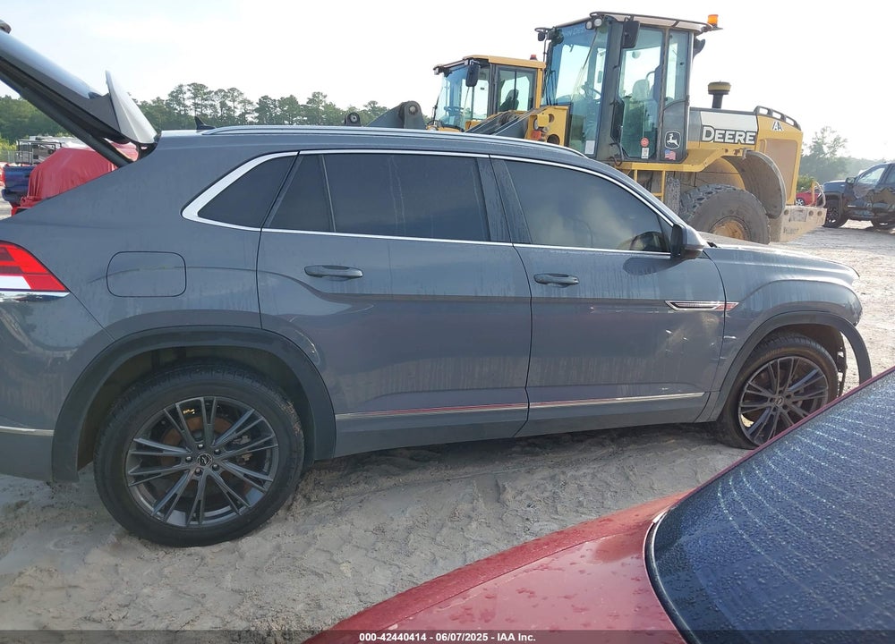 2020 VOLKSWAGEN ATLAS CROSS SPORT VIN: 1V2RE2CA6LC217059