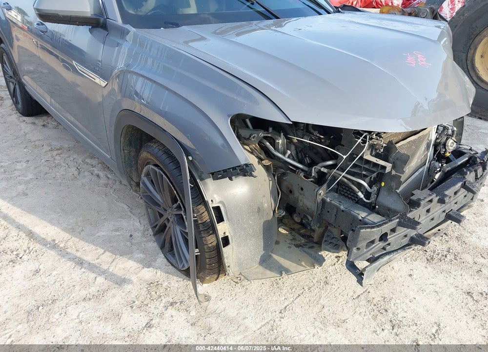 2020 VOLKSWAGEN ATLAS CROSS SPORT VIN: 1V2RE2CA6LC217059