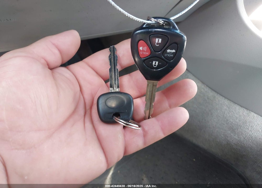2007 TOYOTA CAMRY VIN: 4T1BE46K27U064825