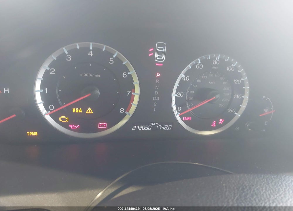 2010 HONDA ACCORD VIN: 1HGCP2F30AA175979