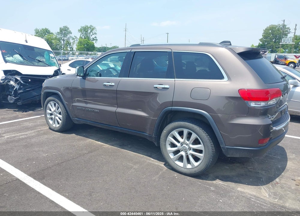 2017 CHEROKEE JEEP GRAND  LIMITED 4X4 VIN: 1C4RJFBG5HC837032