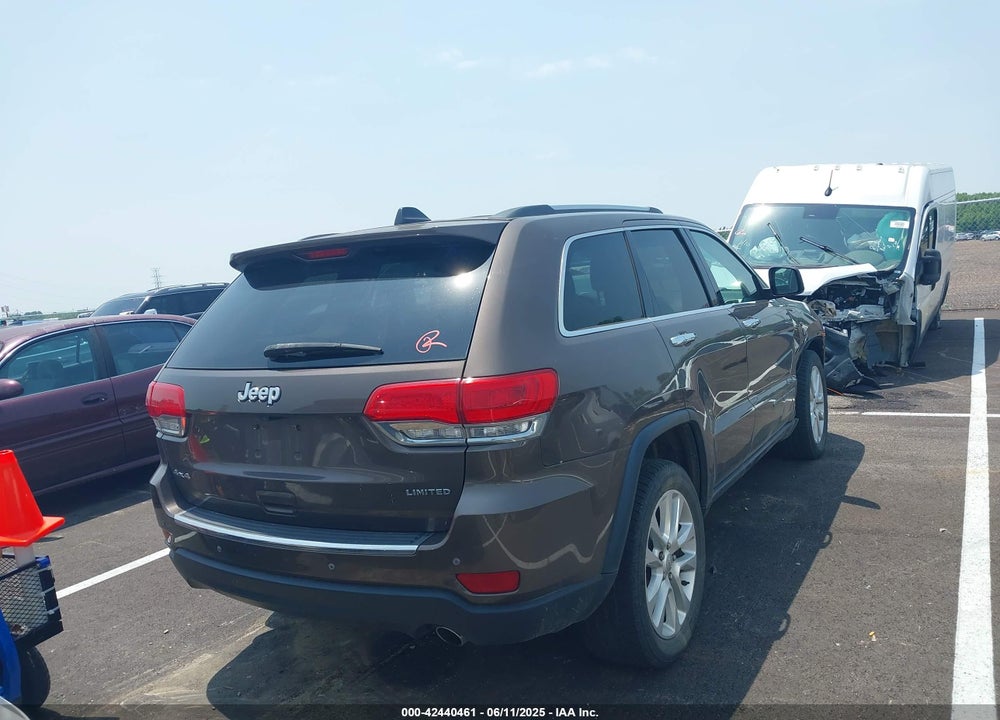 2017 CHEROKEE JEEP GRAND  LIMITED 4X4 VIN: 1C4RJFBG5HC837032