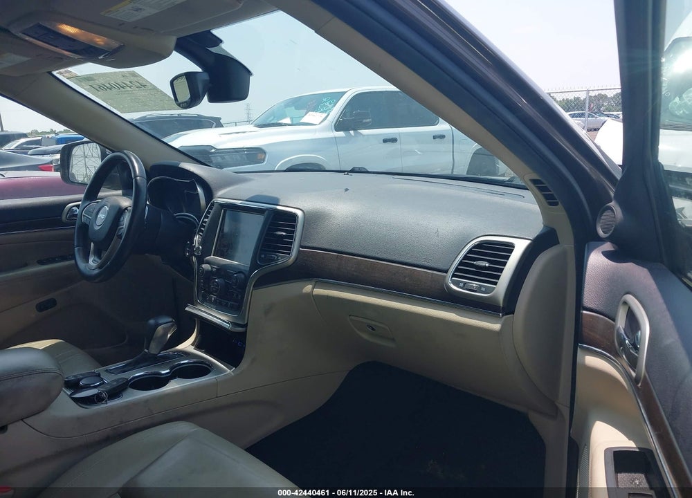 2017 CHEROKEE JEEP GRAND  LIMITED 4X4 VIN: 1C4RJFBG5HC837032