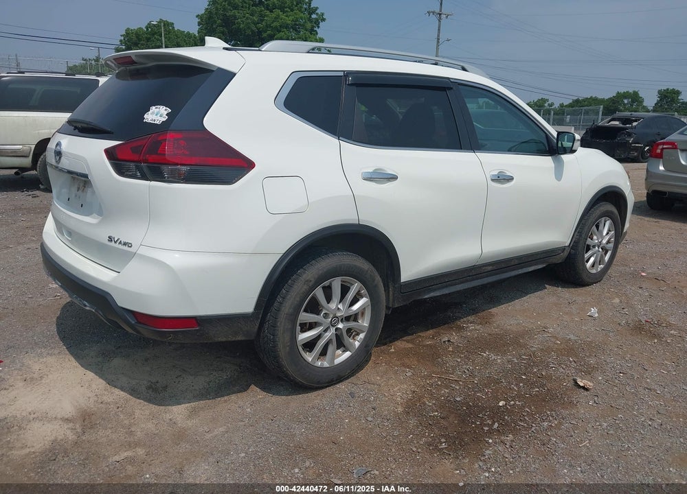 2018 NISSAN ROGUE SV VIN: 5N1AT2MV2JC786439