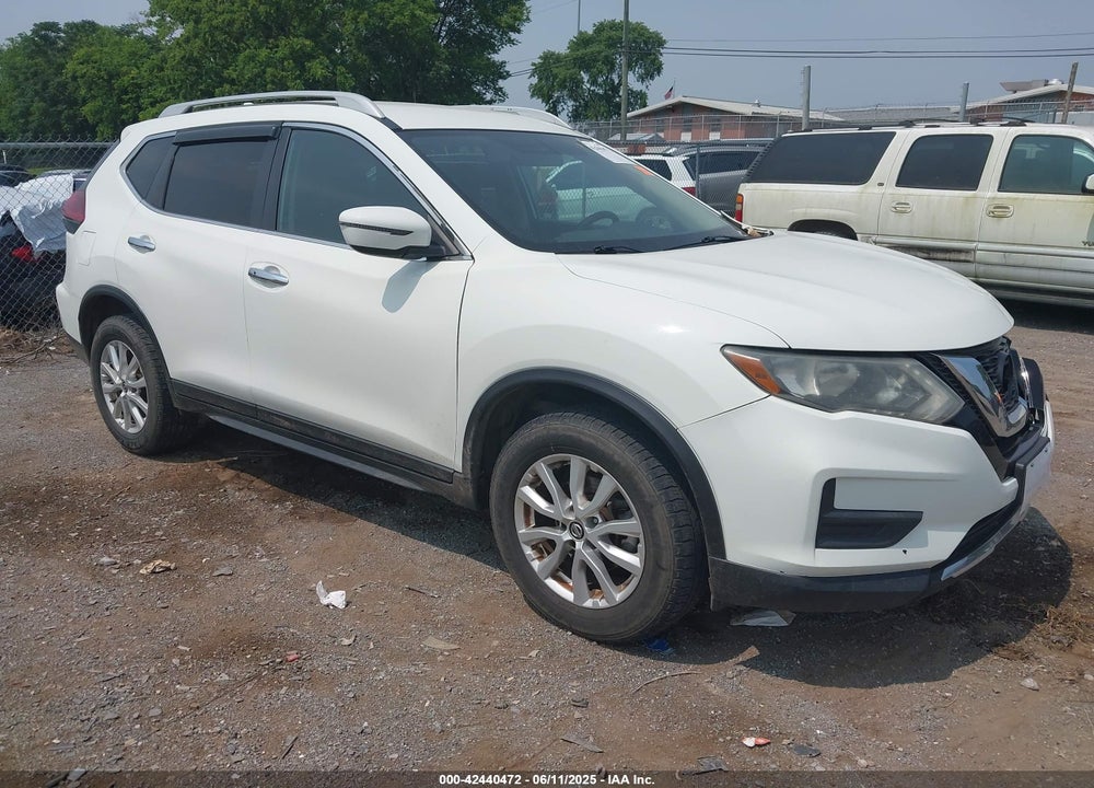 2018 NISSAN ROGUE SV VIN: 5N1AT2MV2JC786439