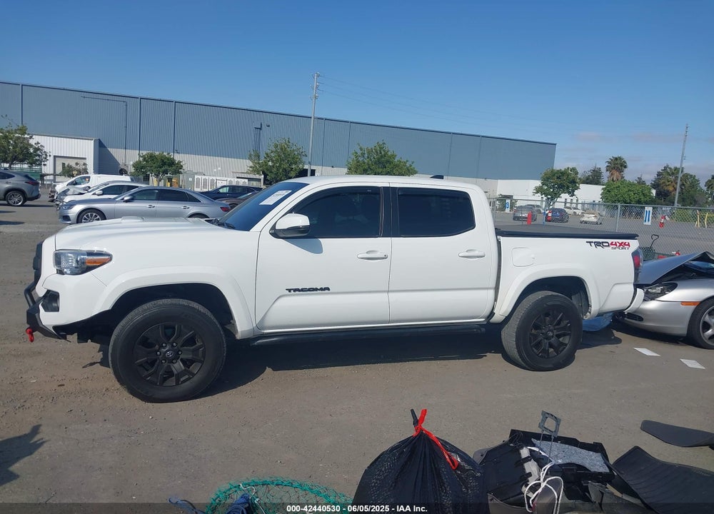 2022 TOYOTA TACOMA VIN: 3TMCZ5AN1NM470911