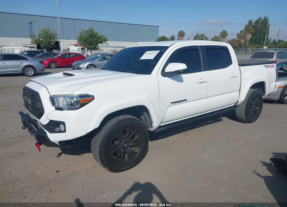 2022 TOYOTA TACOMA VIN: 3TMCZ5AN1NM470911