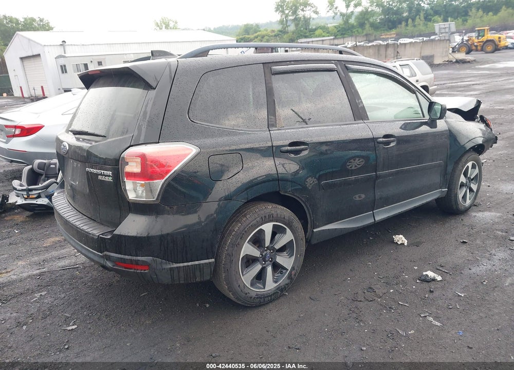 2017 SUBARU FORESTER 2.5I PREMIUM VIN: JF2SJAECXHH519862