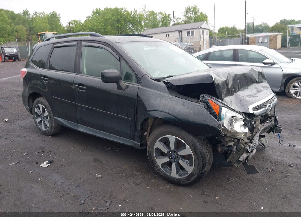 2017 SUBARU FORESTER 2.5I PREMIUM VIN: JF2SJAECXHH519862