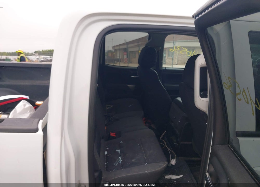 2018 CHEVROLET SILVERADO 1500 1LT VIN: 1GCVKREC6JZ279880