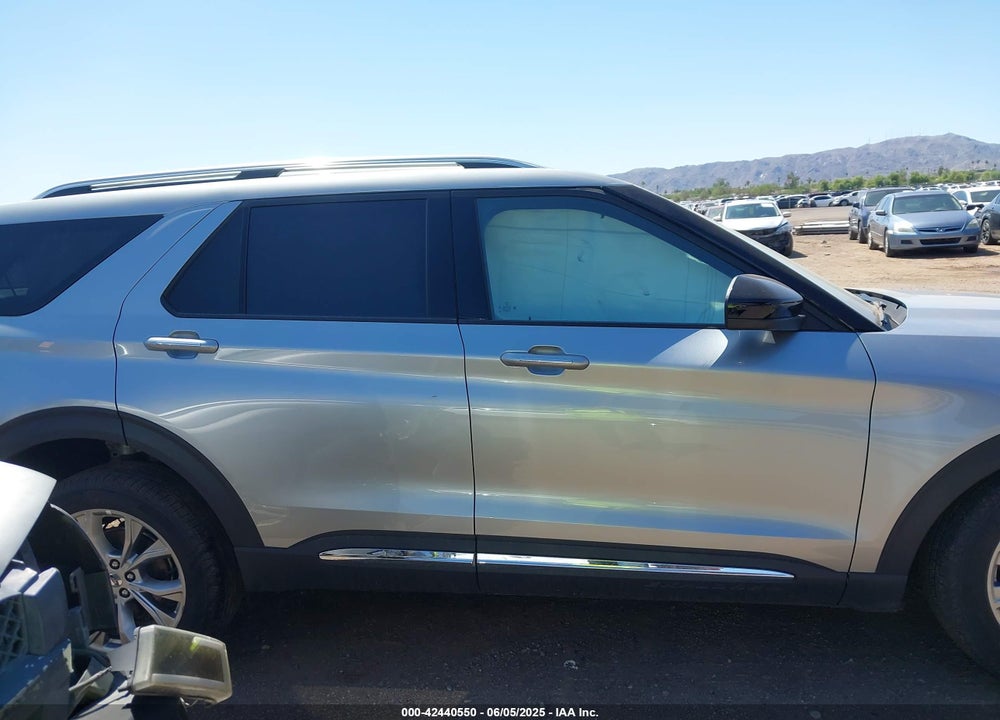 2024 FORD EXPLORER VIN: 1FMSK8FH5RGA05807