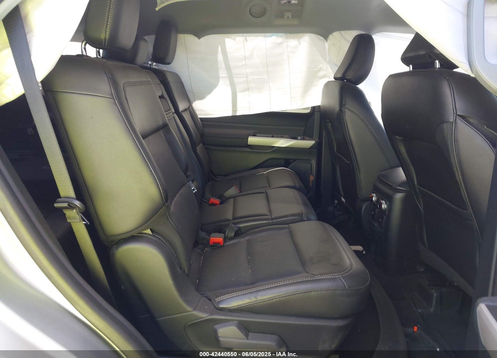 2024 FORD EXPLORER VIN: 1FMSK8FH5RGA05807