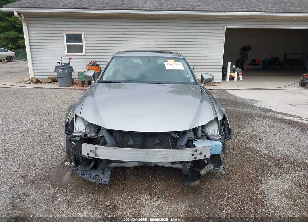 2016 LEXUS IS200T VIN: JTHBA1D20G5015102