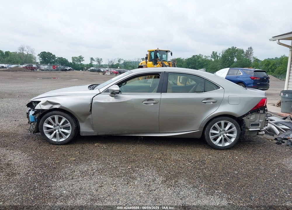 2016 LEXUS IS200T VIN: JTHBA1D20G5015102