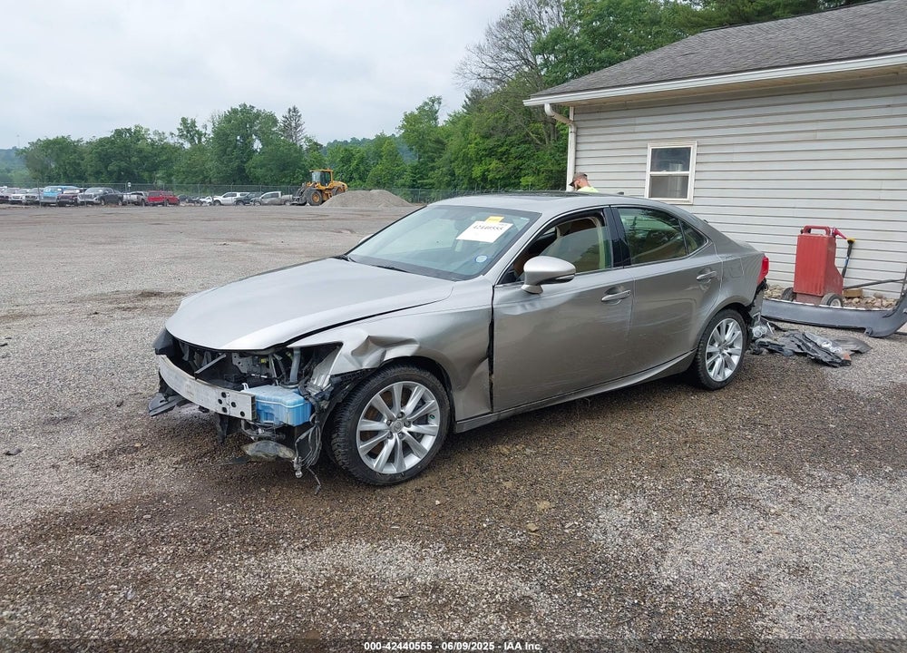 2016 LEXUS IS200T VIN: JTHBA1D20G5015102
