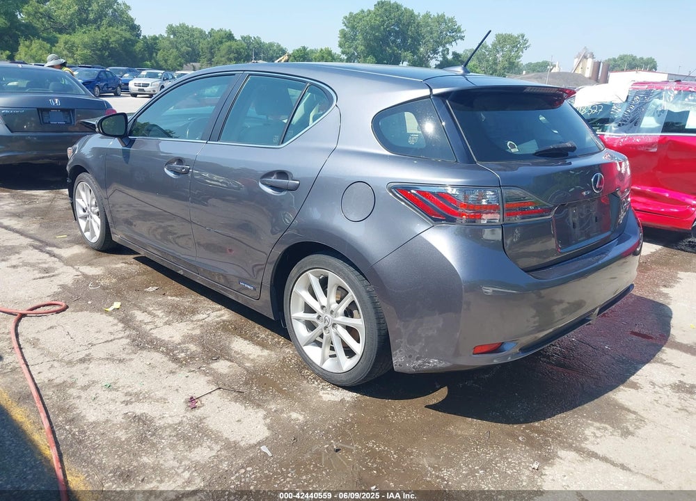 2013 LEXUS CT200H VIN: JTHKD5BH8D2150167