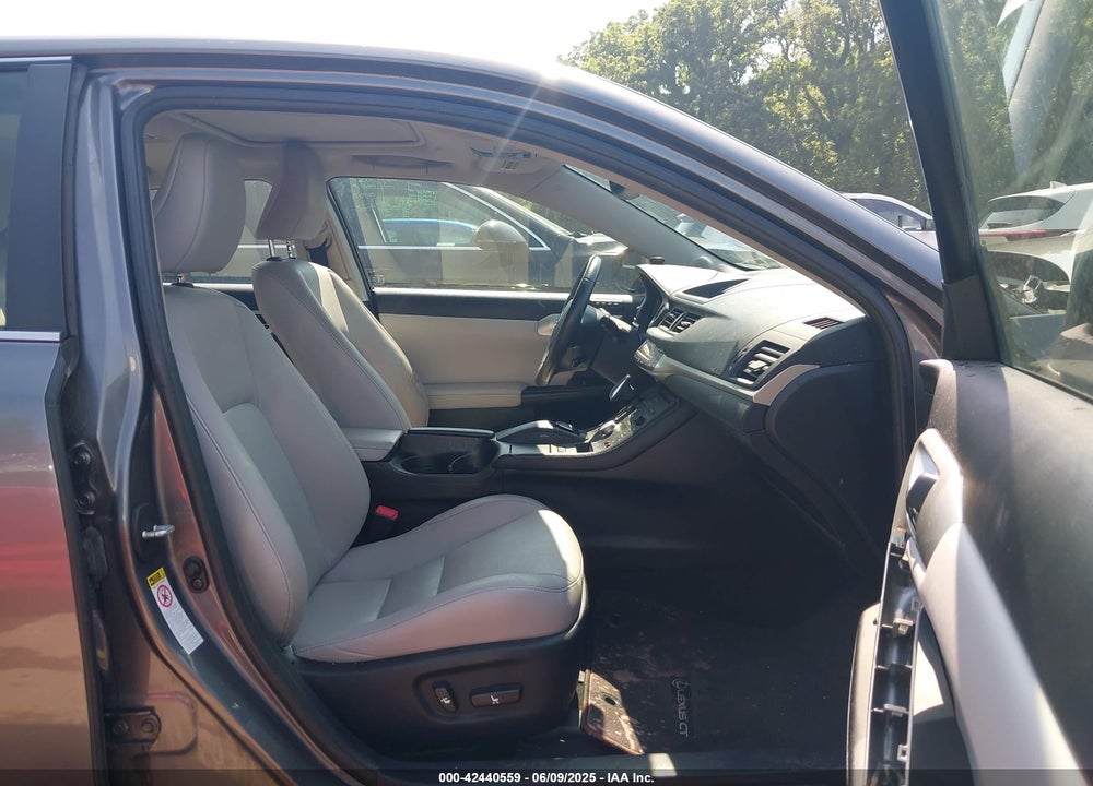 2013 LEXUS CT200H VIN: JTHKD5BH8D2150167