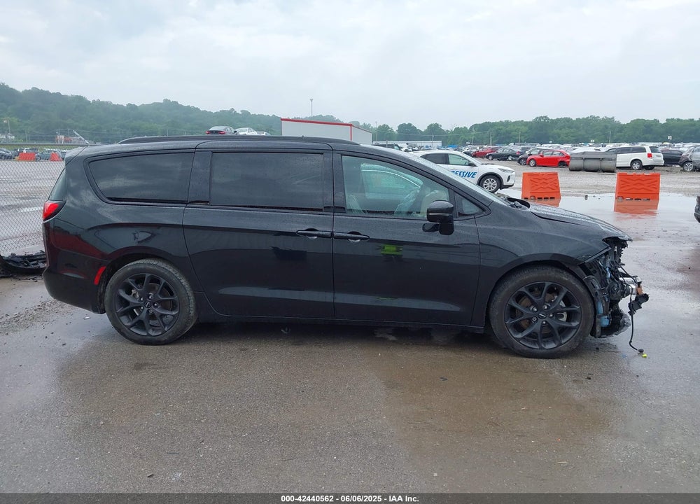 2022 CHRYSLER PACIFICA LIMITED VIN: 2C4RC1GG7NR129373