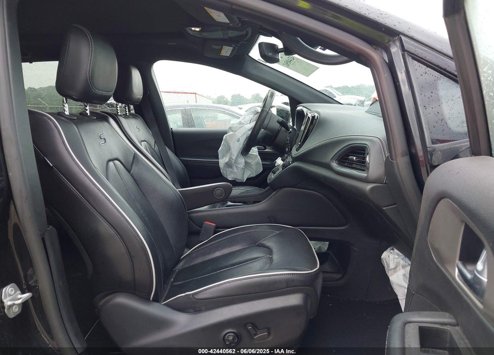 2022 CHRYSLER PACIFICA LIMITED VIN: 2C4RC1GG7NR129373