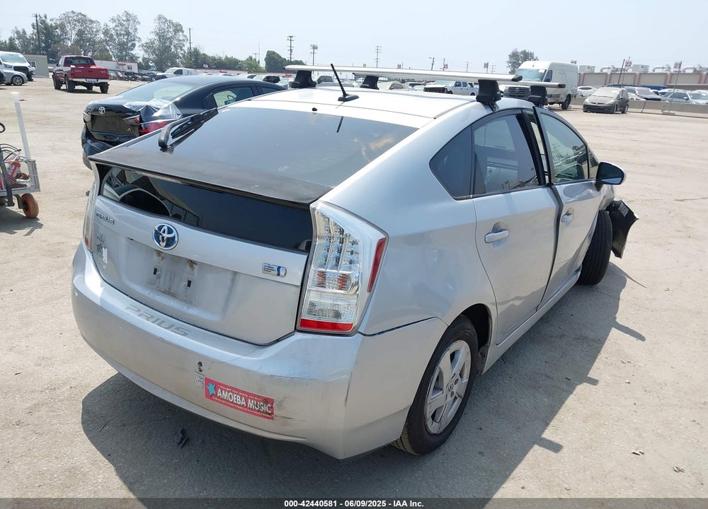 2011 TOYOTA PRIUS THREE VIN: JTDKN3DU2B0282346