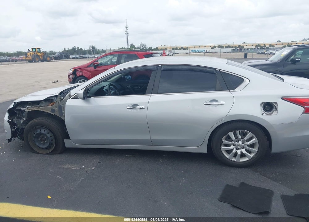 2015 NISSAN ALTIMA VIN: 1N4AL3AP1FN383893