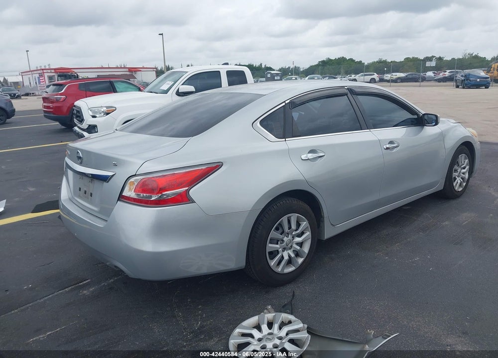 2015 NISSAN ALTIMA VIN: 1N4AL3AP1FN383893