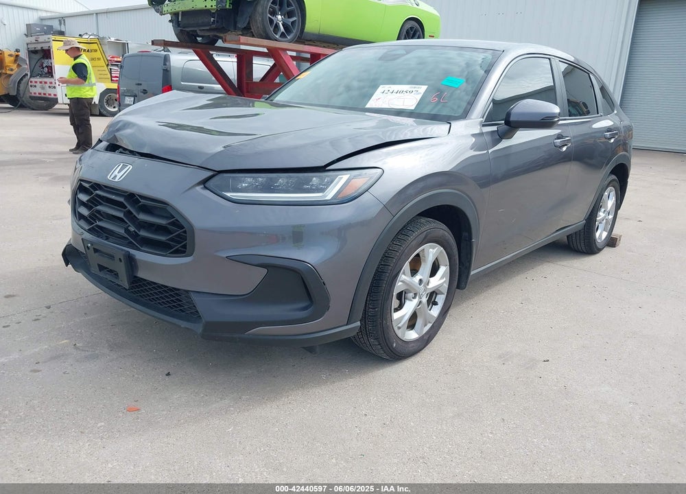 2024 HONDA HR-V VIN: 3CZRZ1H33RM739725
