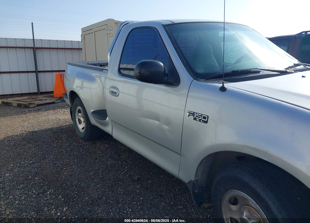 2000 FORD F-150 XL/XLT VIN: 1FTZF0727YKA60502
