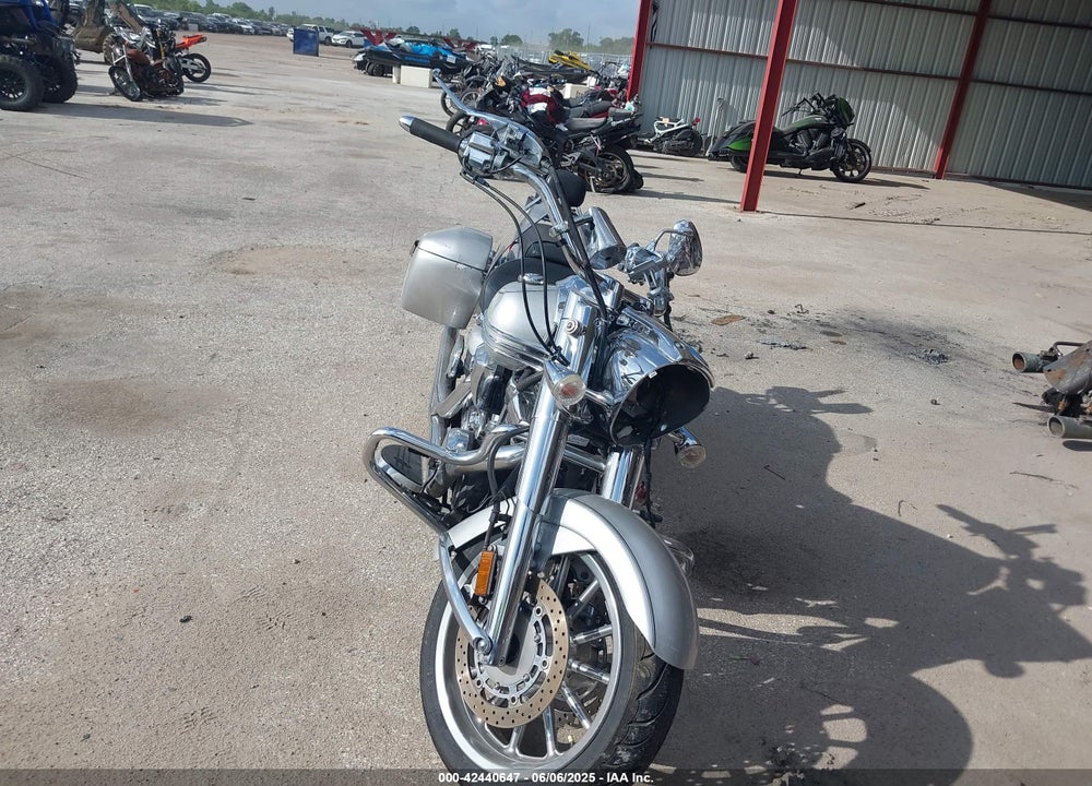 2009 YAMAHA XV1900 A VIN: JYAVP21E89A007126