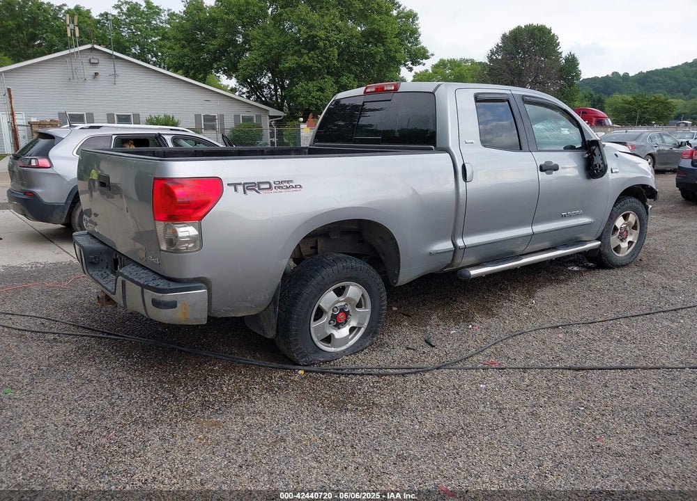 2007 TOYOTA TUNDRA VIN: 5TFBT54177X005813